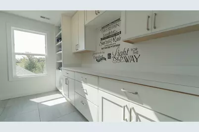 520 E 700 N, Valparaiso, IN 46383 - Photo 31