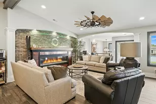 1343 Prairie Dr, Crown Point, IN 46307 - Photo 7