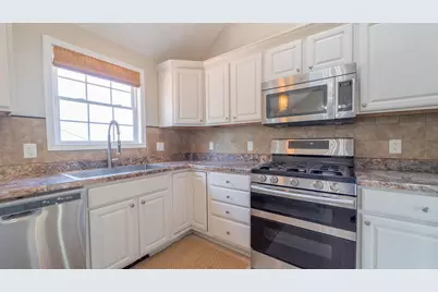 611 Iowa Drive, Lowell, IN 46356 - Photo 17