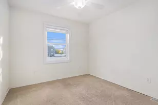 229 W 550 N, Valparaiso, IN 46385 - Photo 9