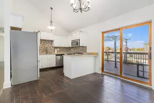 229 W 550 N, Valparaiso, IN 46385 - Photo 3