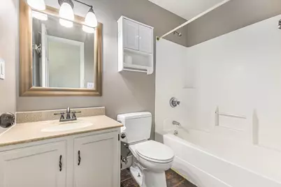 229 W 550 N, Valparaiso, IN 46385 - Photo 5