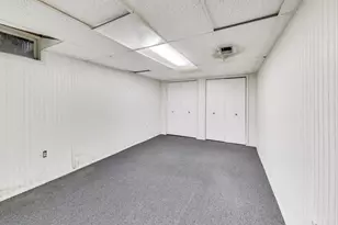 4233 N Blueridge Dr, La Porte, IN 46350 - Photo 29