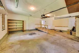 4233 N Blueridge Dr, La Porte, IN 46350 - Photo 35