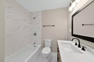 2816 W 38th Pl, Hobart, IN 46342 - Photo 13