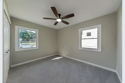 2816 W 38th Place, Hobart, IN 46342 - Photo 15