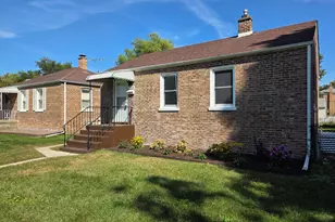 7319 Oakdale Ave, Hammond, IN 46324 - Photo 3