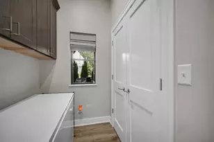 208 Campbell St, Valparaiso, IN 46385 - Photo 19