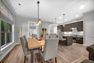 208 Campbell St, Valparaiso, IN 46385 - Photo 5