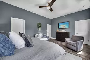 208 Campbell St, Valparaiso, IN 46385 - Photo 11