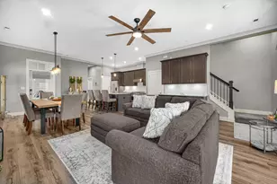 208 Campbell St, Valparaiso, IN 46385 - Photo 3