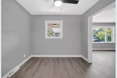 4034 Henry Avenue, Hammond, IN 46327 - Photo 15