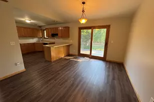 10603 Georgetown Dr, Demotte, IN 46310 - Photo 7