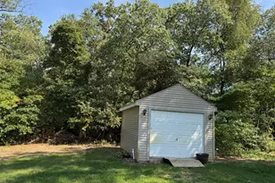 10603 Georgetown Dr, Demotte, IN 46310 - Photo 29