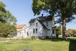 103 E Washington St, Kentland, IN 47951 - Photo 27