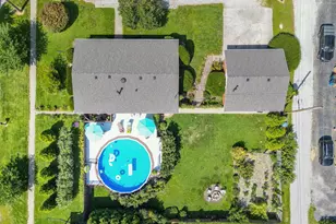 401 S 15th St, Chesterton, IN 46304 - Photo 23