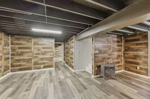 401 S 15th St, Chesterton, IN 46304 - Photo 13