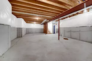 2215 Easton Park Dr, Chesterton, IN 46304 - Photo 21