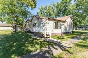 207 N Washington St, Wanatah, IN 46390 - Photo 9