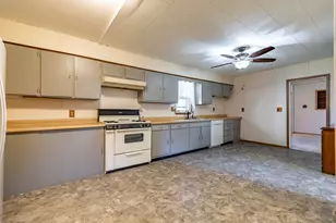 207 N Washington St, Wanatah, IN 46390 - Photo 19