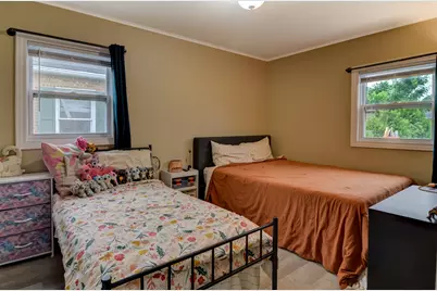 3946 Henry Avenue, Hammond, IN 46327 - Photo 13
