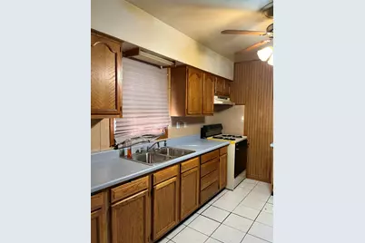 1752 Hayes Street, Gary, IN 46404 - Photo 9