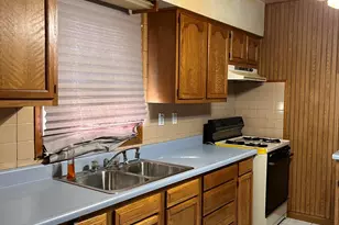 1752 Hayes St, Gary, IN 46404 - Photo 9