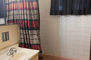 1752 Hayes St, Gary, IN 46404 - Photo 19