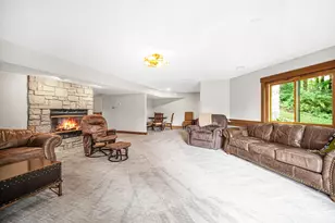 54 Braemar Dr, Valparaiso, IN 46385 - Photo 25