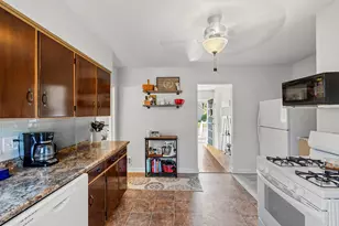 205 Lawrence St, La Porte, IN 46350 - Photo 7