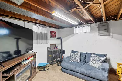 205 Lawrence Street, La Porte, IN 46350 - Photo 15