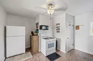 205 Lawrence St, La Porte, IN 46350 - Photo 9