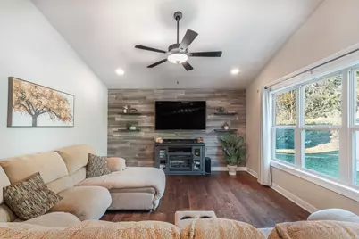 4010 Crown Drive, Valparaiso, IN 46383 - Photo 13