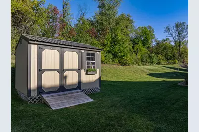 4010 Crown Drive, Valparaiso, IN 46383 - Photo 43