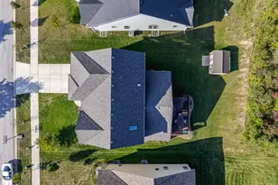 4010 Crown Dr, Valparaiso, IN 46383 - Photo 45