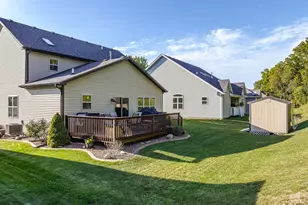 4010 Crown Dr, Valparaiso, IN 46383 - Photo 41