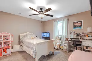 4010 Crown Dr, Valparaiso, IN 46383 - Photo 35