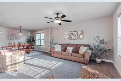 4010 Crown Drive, Valparaiso, IN 46383 - Photo 5