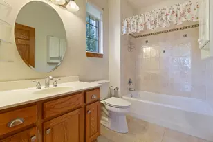 822 Boxwood Dr, Munster, IN 46321 - Photo 15