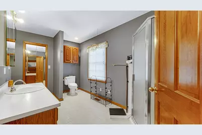 5605 N Campbell Street, Valparaiso, IN 46385 - Photo 21