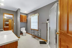 5605 N Campbell St, Valparaiso, IN 46385 - Photo 21