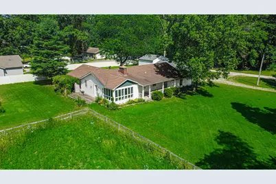 5605 N Campbell Street, Valparaiso, IN 46385 - Photo 7