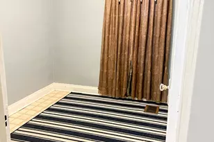 3803 Parrish Ave, East Chicago, IN 46312 - Photo 9