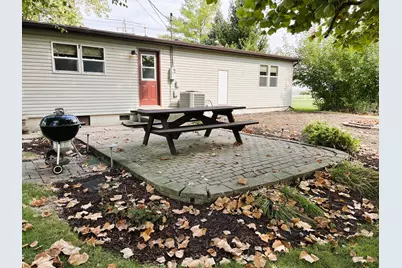 821 E Merritt Street, Rensselaer, IN 47978 - Photo 3