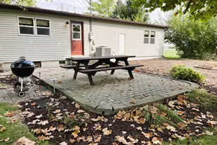 821 E Merritt St, Rensselaer, IN 47978 - Photo 3