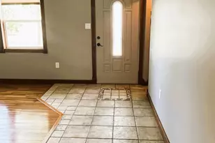 821 E Merritt St, Rensselaer, IN 47978 - Photo 5