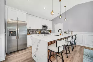 7468 Wilson Pl, Merrillville, IN 46410 - Photo 11