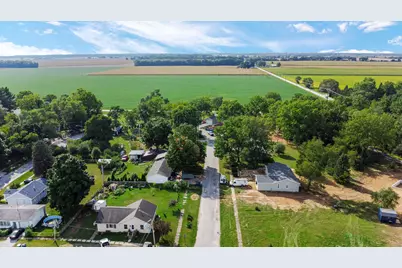 303 Malvern Road, Kingsford Heights, IN 46346 - Photo 5