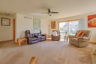 10123 Azalea Dr, Crown Point, IN 46307 - Photo 19