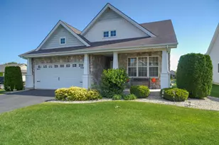 10123 Azalea Dr, Crown Point, IN 46307 - Photo 1